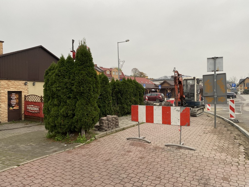 Hrubieszów: Remont chodnika na Prostej - ZDJĘCIA