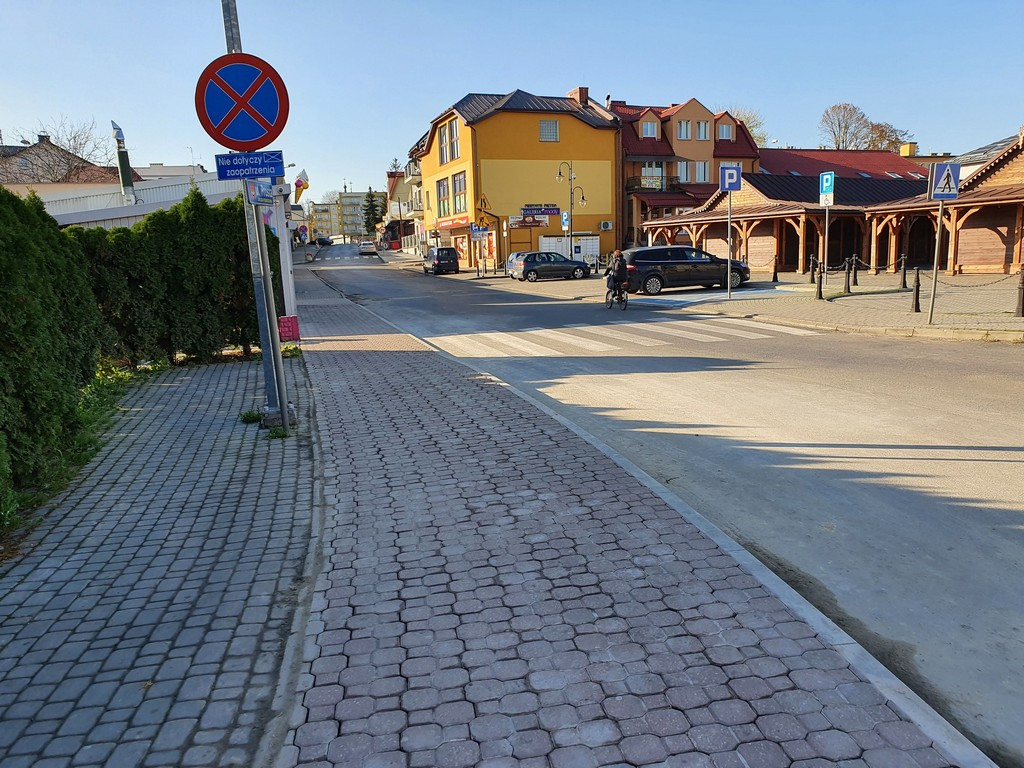 Hrubieszów: Remont chodnika na Prostej - ZDJĘCIA