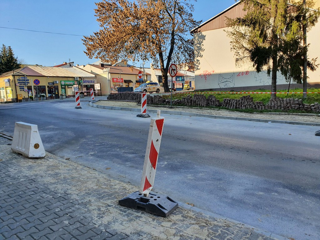 Hrubieszów: Remont chodnika na Prostej - ZDJĘCIA