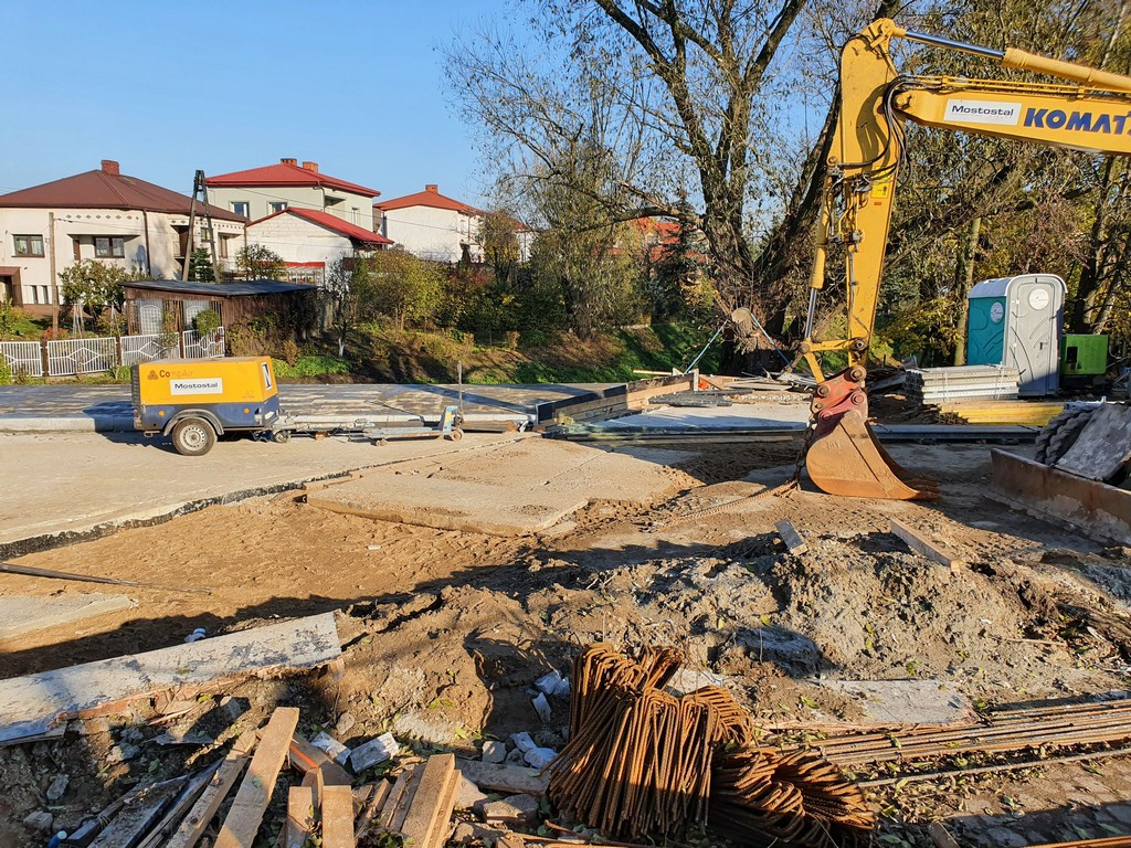 Hrubieszów: Most na Ludnej coraz bliżej... - ZDJĘCIA