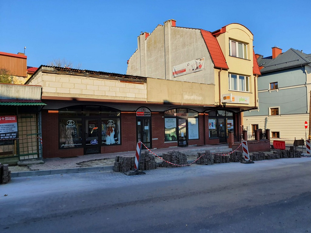 Hrubieszów: Remont chodnika na Prostej - ZDJĘCIA