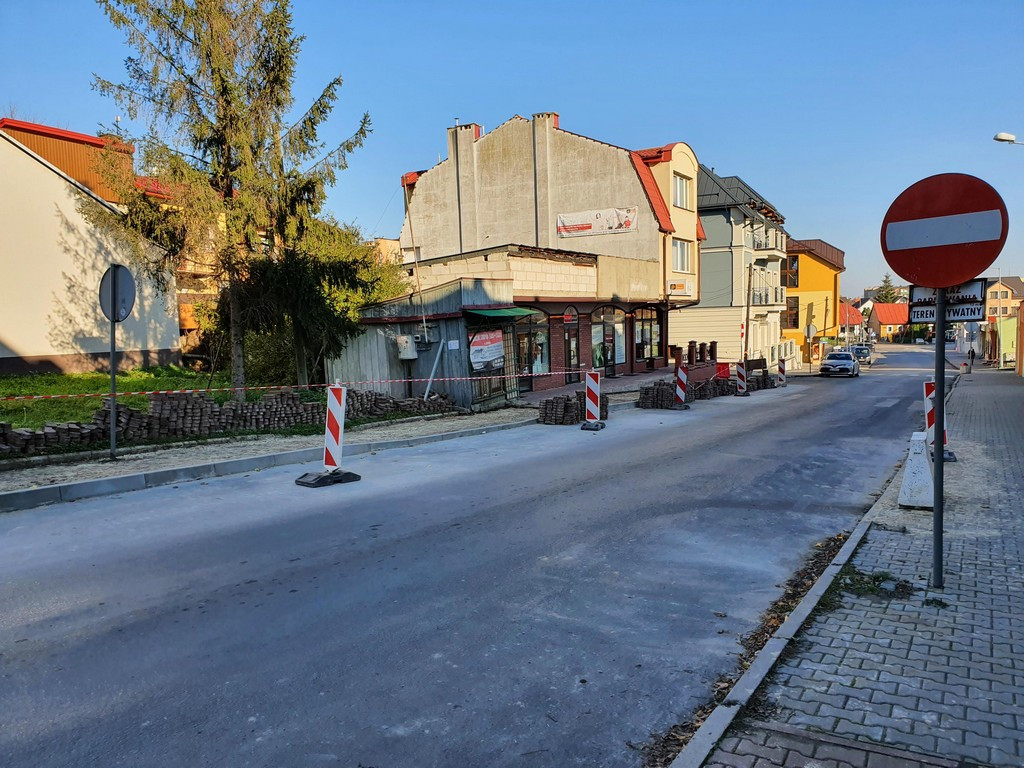 Hrubieszów: Remont chodnika na Prostej - ZDJĘCIA