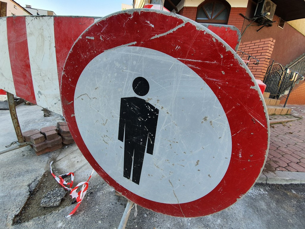 Hrubieszów: Remont chodnika na Prostej - ZDJĘCIA