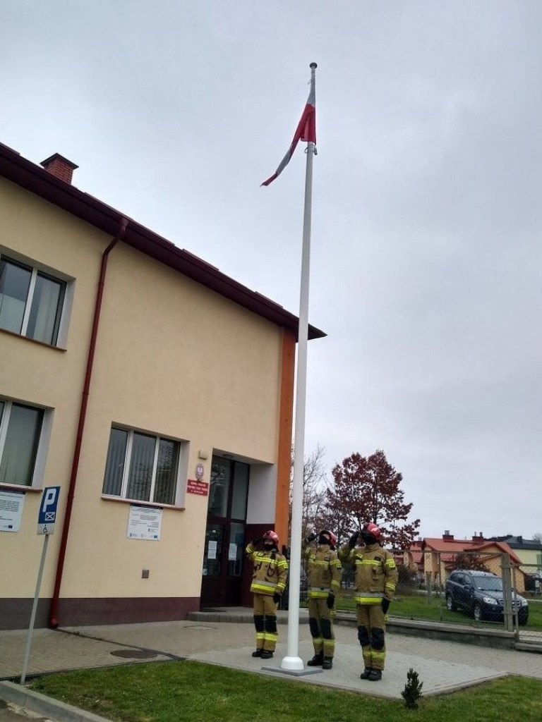 Hrubieszowscy strażacy uczcili Narodowe Święto Niepodległości - ZDJĘCIA, WIDEO