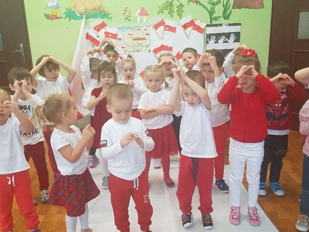 Hrubieszów: Przedszkolaki uczciły Święto Niepodległości