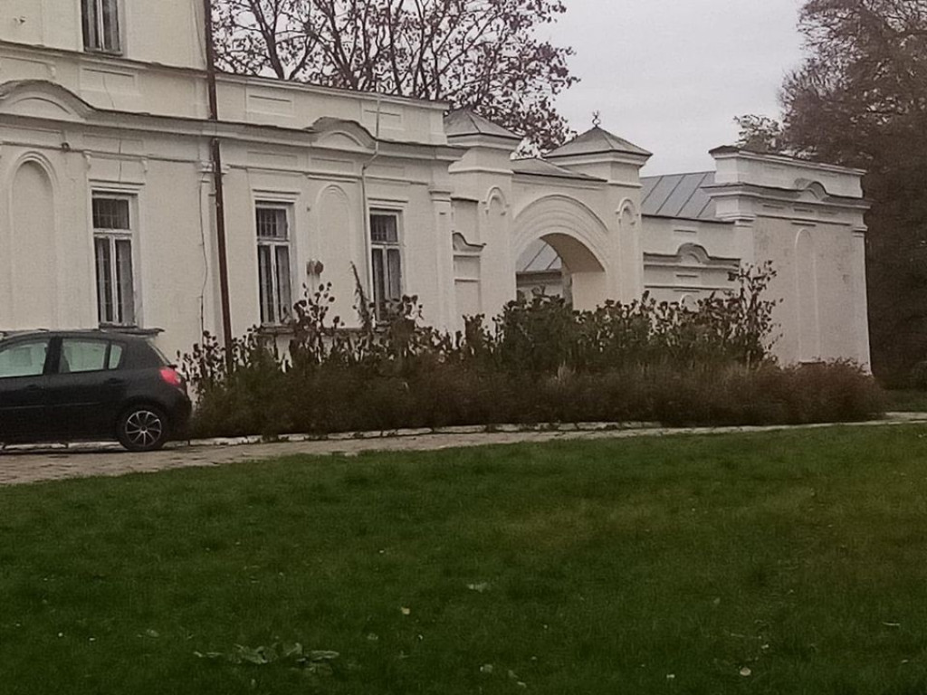 Listopadowy park i pałac w Werbkowicach - ZDJĘCIA, WIDEO