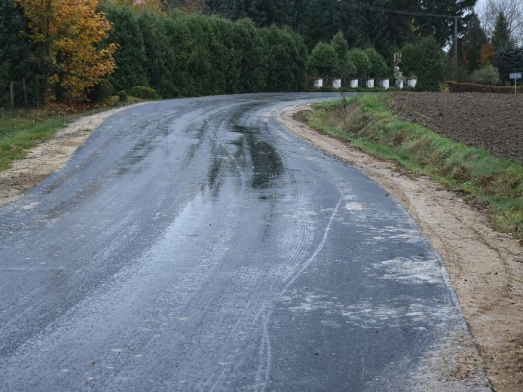 Trwają remonty dróg powiatowych