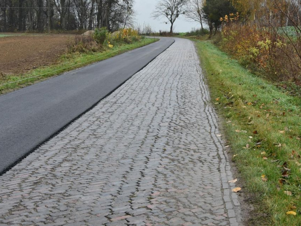Trwają remonty dróg powiatowych