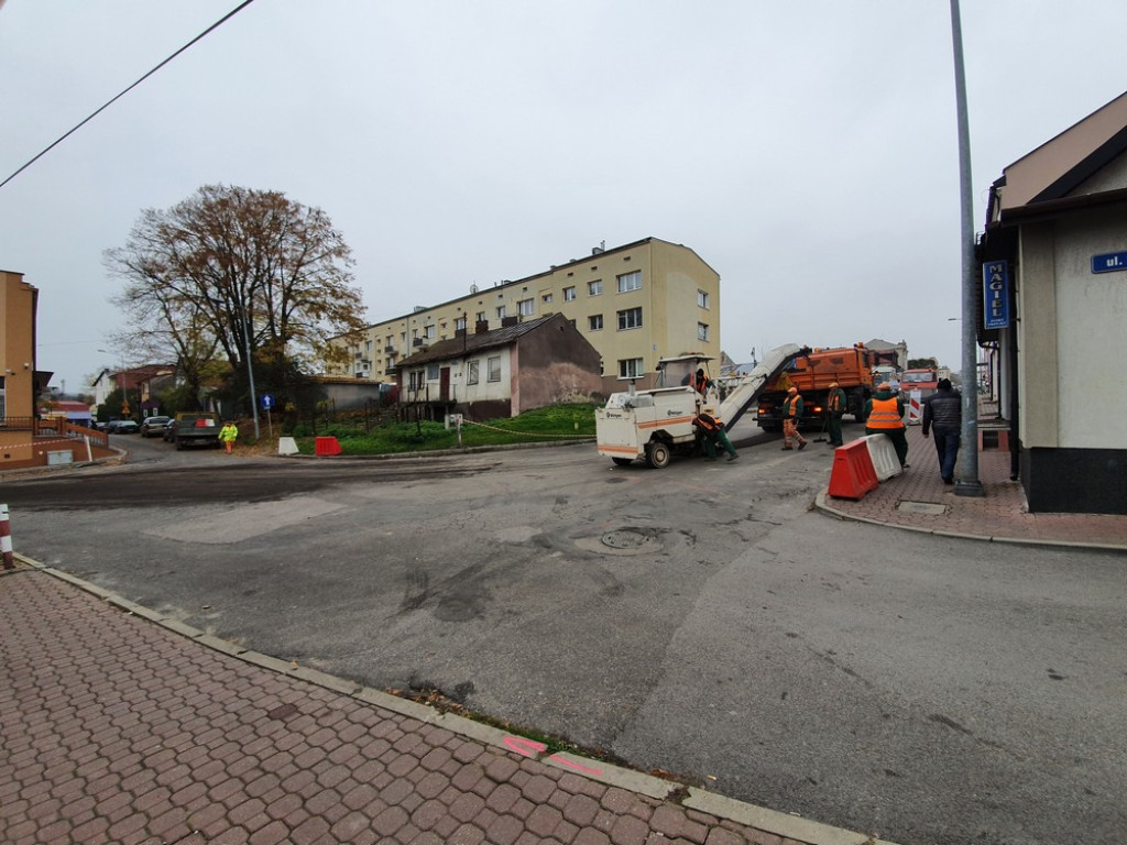 Hrubieszów: Trwają remonty na Targowej i Prostej - ZDJĘCIA