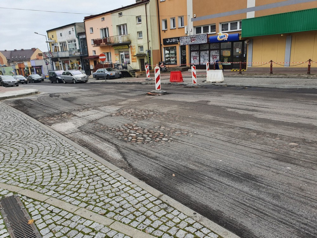 Hrubieszów: Trwają remonty na Targowej i Prostej - ZDJĘCIA
