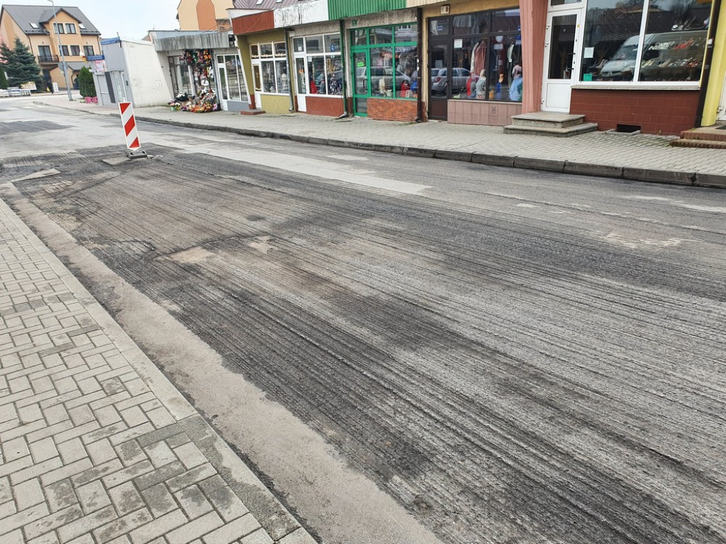 Hrubieszów: Trwają remonty na Targowej i Prostej - ZDJĘCIA