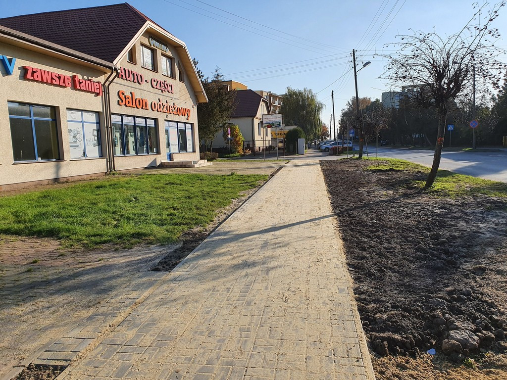 Hrubieszów: Nowy chodnik na Mickiewicza - ZDJĘCIA