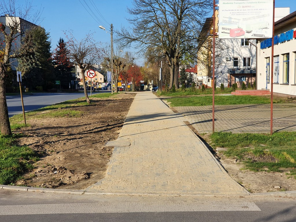 Hrubieszów: Nowy chodnik na Mickiewicza - ZDJĘCIA
