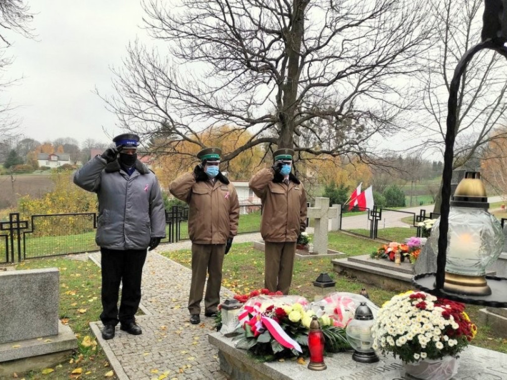 Gmina Dołhobyczów: Pamięć o bohaterach zawsze w sercach naszych...