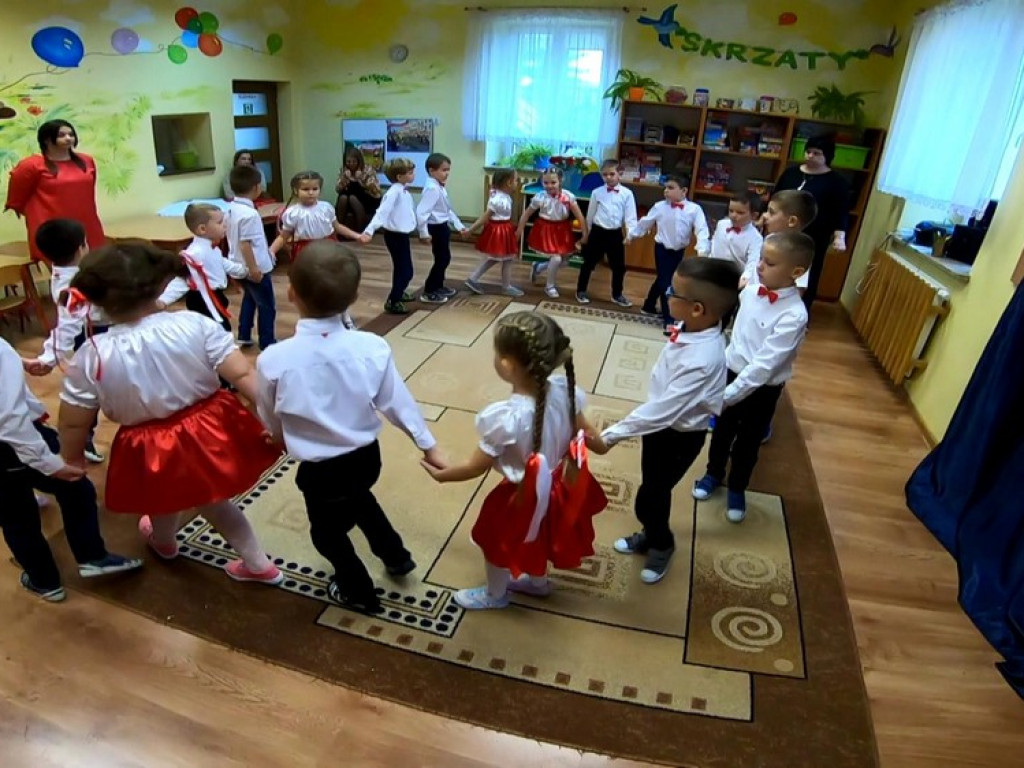 Hrubieszów: Święto Niepodległości w Przedszkolu nr 3 - ZDJĘCIA, WIDEO