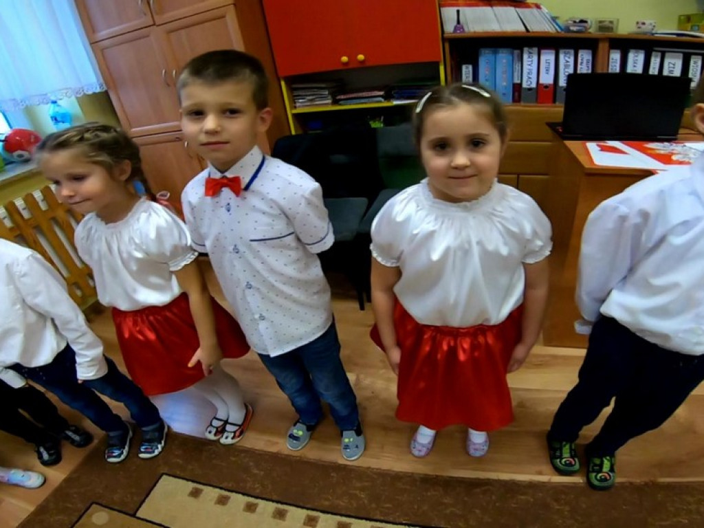 Hrubieszów: Święto Niepodległości w Przedszkolu nr 3 - ZDJĘCIA, WIDEO