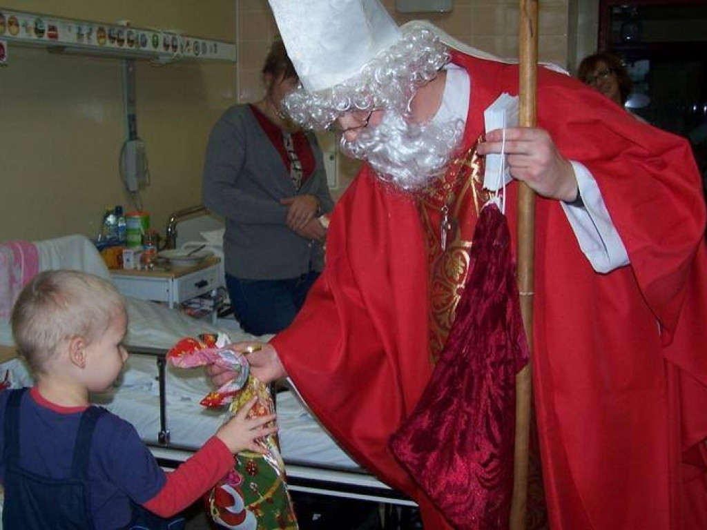 Zostań Świętym Mikołajem! Pomóż dzieciom chorym na raka i zbuduj z nami Dom Hospicyjny dla dzieci