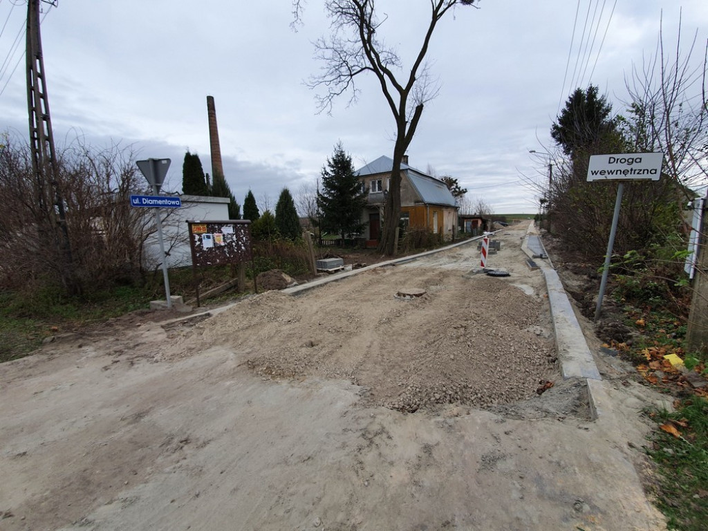 Hrubieszów: Budowa ulicy Diamentowej - ZDJĘCIA