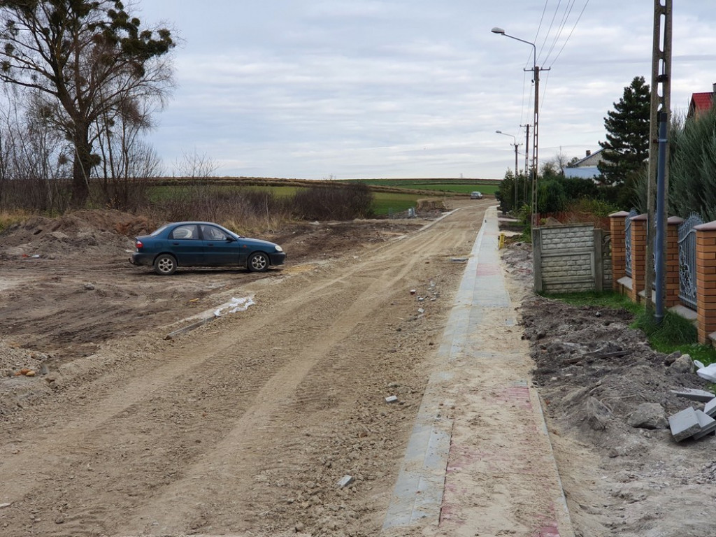 Hrubieszów: Budowa ulicy Diamentowej - ZDJĘCIA