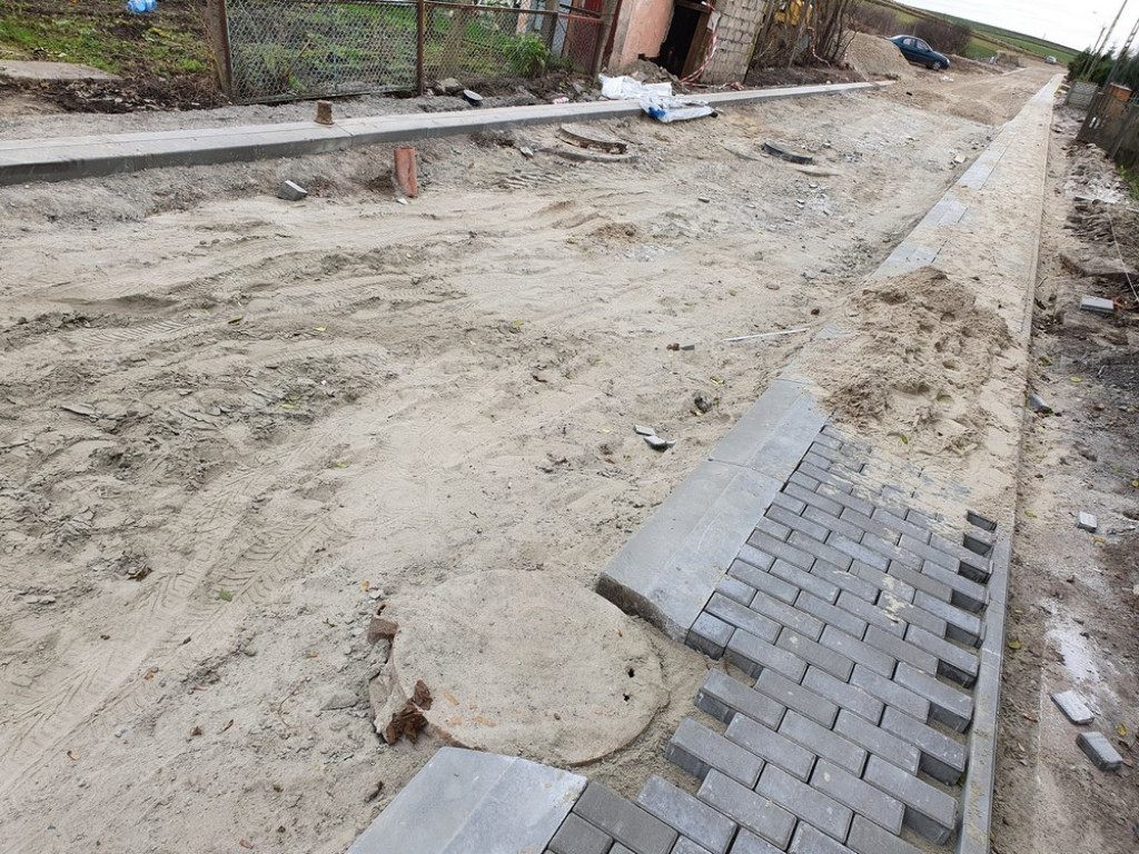 Hrubieszów: Budowa ulicy Diamentowej - ZDJĘCIA