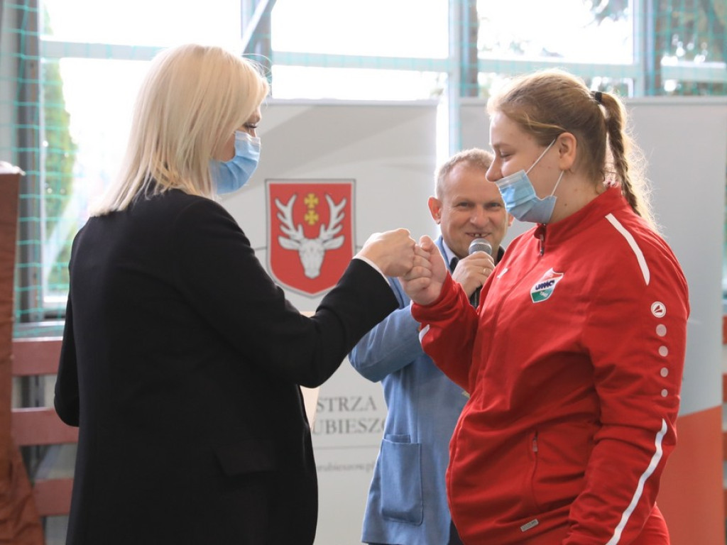 XV Międzynarodowy Turniej w Podnoszeniu Ciężarów Euro-Bug i II Memoriał Andrzeja Greszety - wyniki