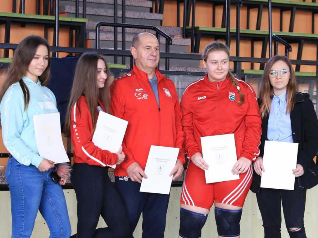 XV Międzynarodowy Turniej w Podnoszeniu Ciężarów Euro-Bug i II Memoriał Andrzeja Greszety - wyniki