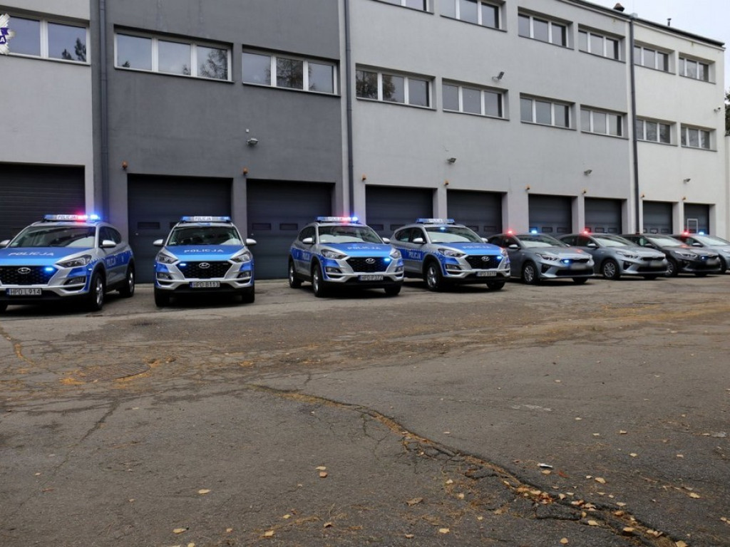 Nowe radiowozy dla policjantów z Lubelszczyzny - ZDJĘCIA, WIDEO