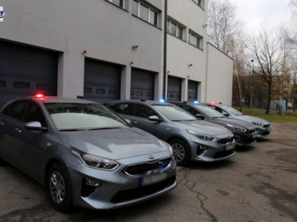 Nowe radiowozy dla policjantów z Lubelszczyzny - ZDJĘCIA, WIDEO