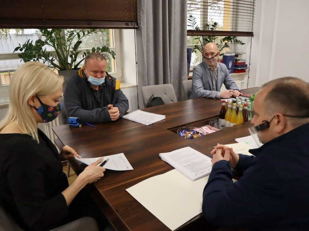 Podpisano umowę na remont Urzędu Miasta Hrubieszów - ZDJĘCIA