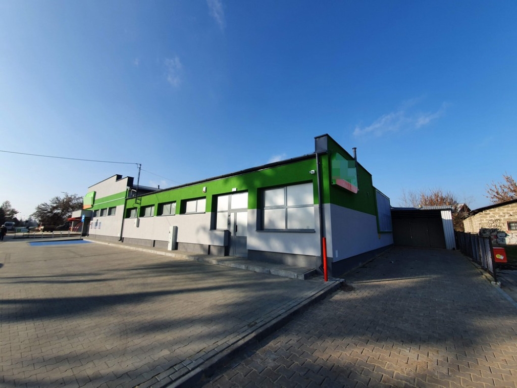 Hrubieszów: Nowy market i myjnia na Dwernickiego - ZDJĘCIA