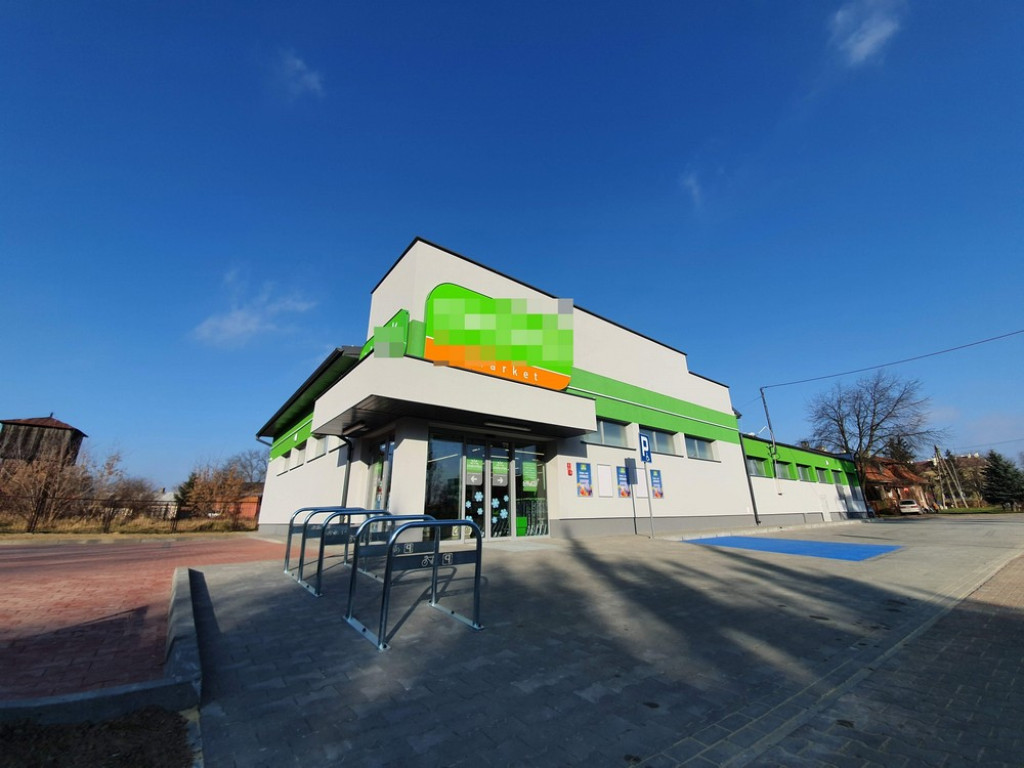 Hrubieszów: Nowy market i myjnia na Dwernickiego - ZDJĘCIA