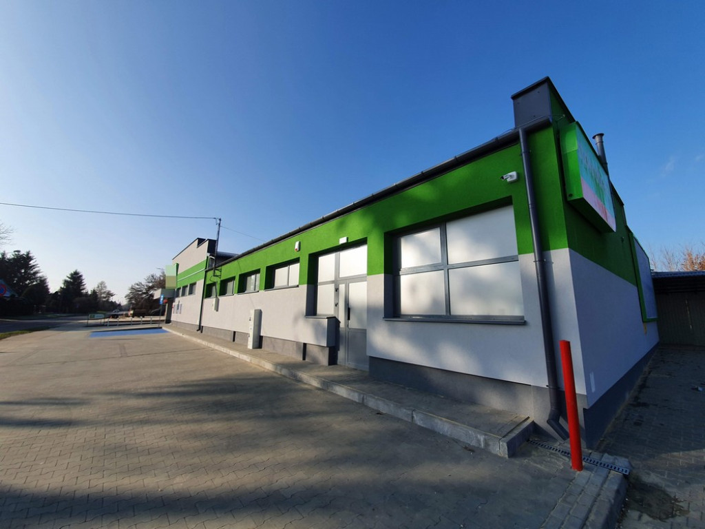 Hrubieszów: Nowy market i myjnia na Dwernickiego - ZDJĘCIA