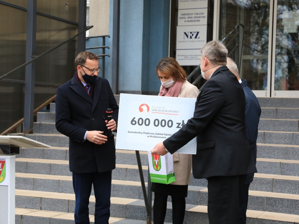 Będzie nowoczesny tomograf komputerowy dla hrubieszowskiego szpitala - ZDJĘCIA