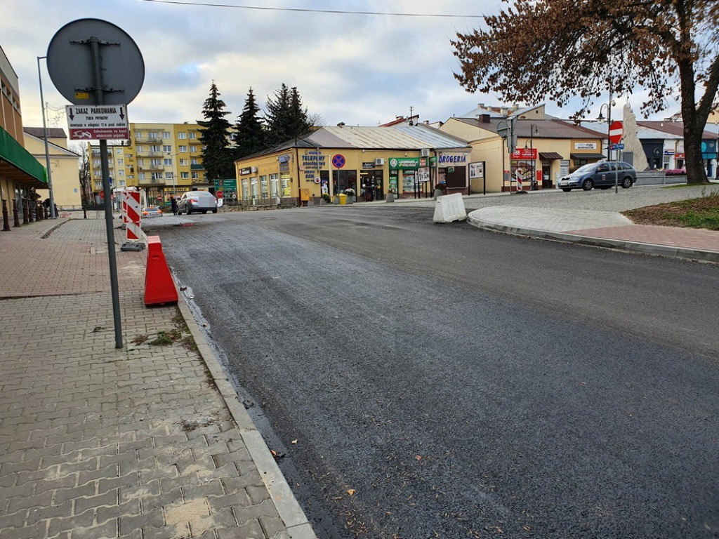 Hrubieszów: Nowa nawierzchnia na Prostej i Targowej - ZDJĘCIA