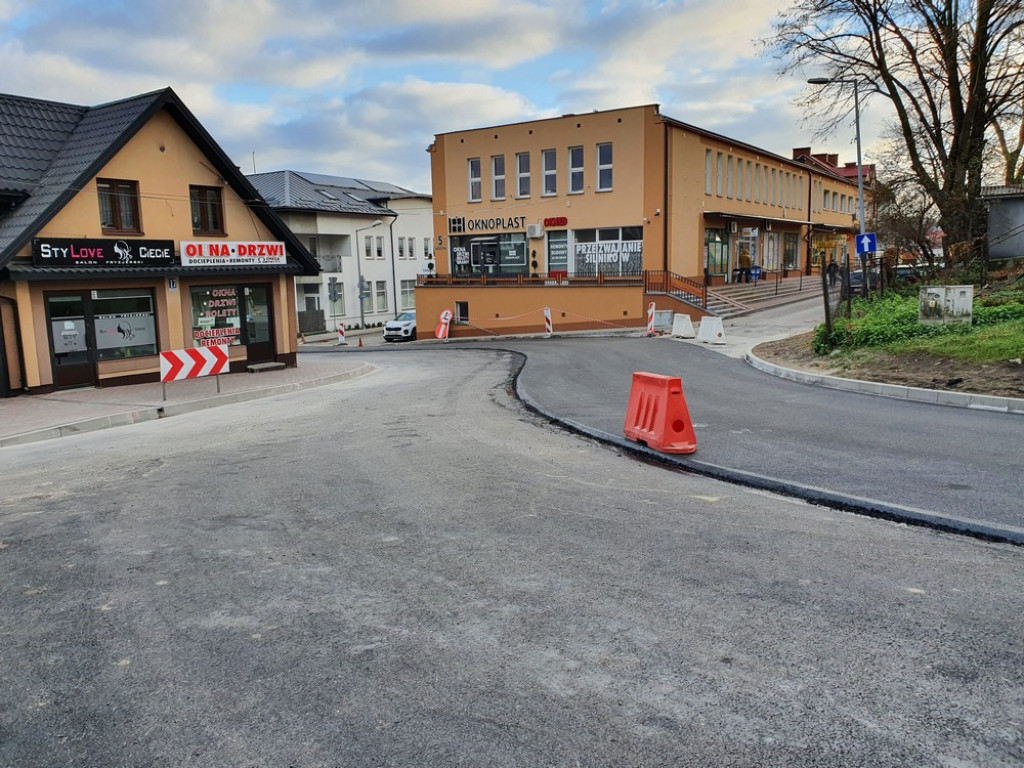 Hrubieszów: Nowa nawierzchnia na Prostej i Targowej - ZDJĘCIA