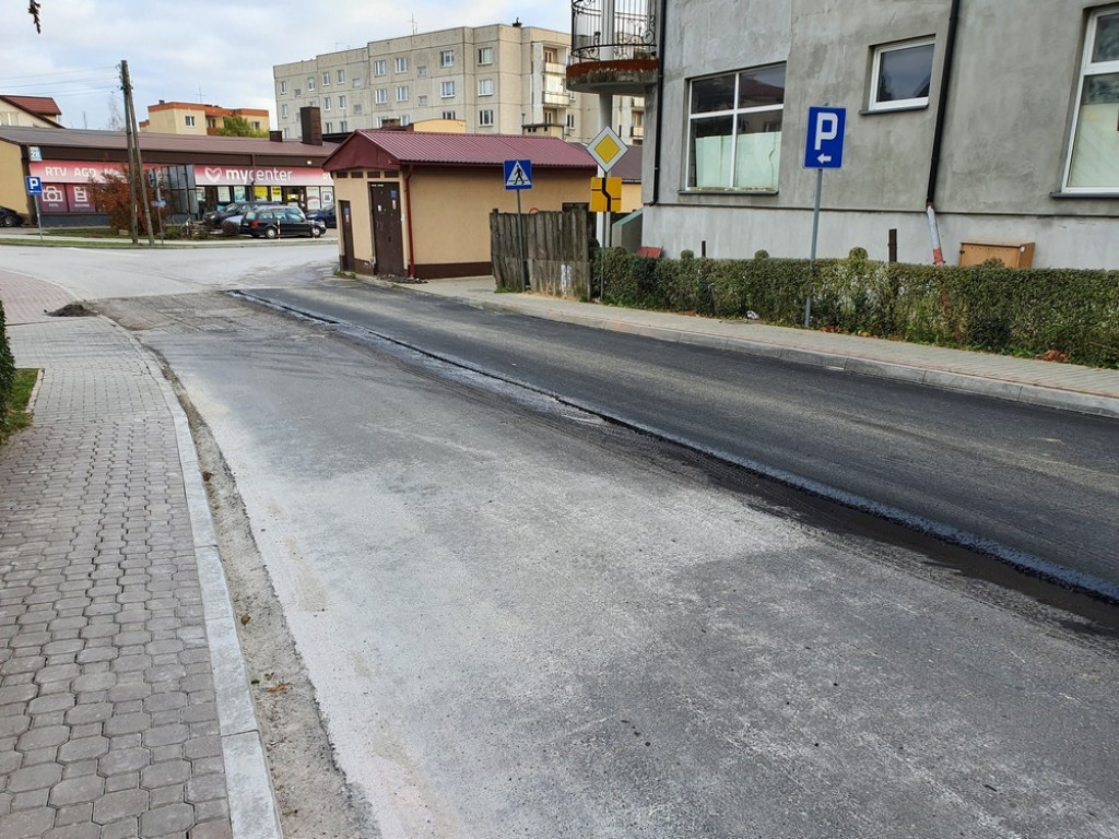 Hrubieszów: Nowa nawierzchnia na Prostej i Targowej - ZDJĘCIA