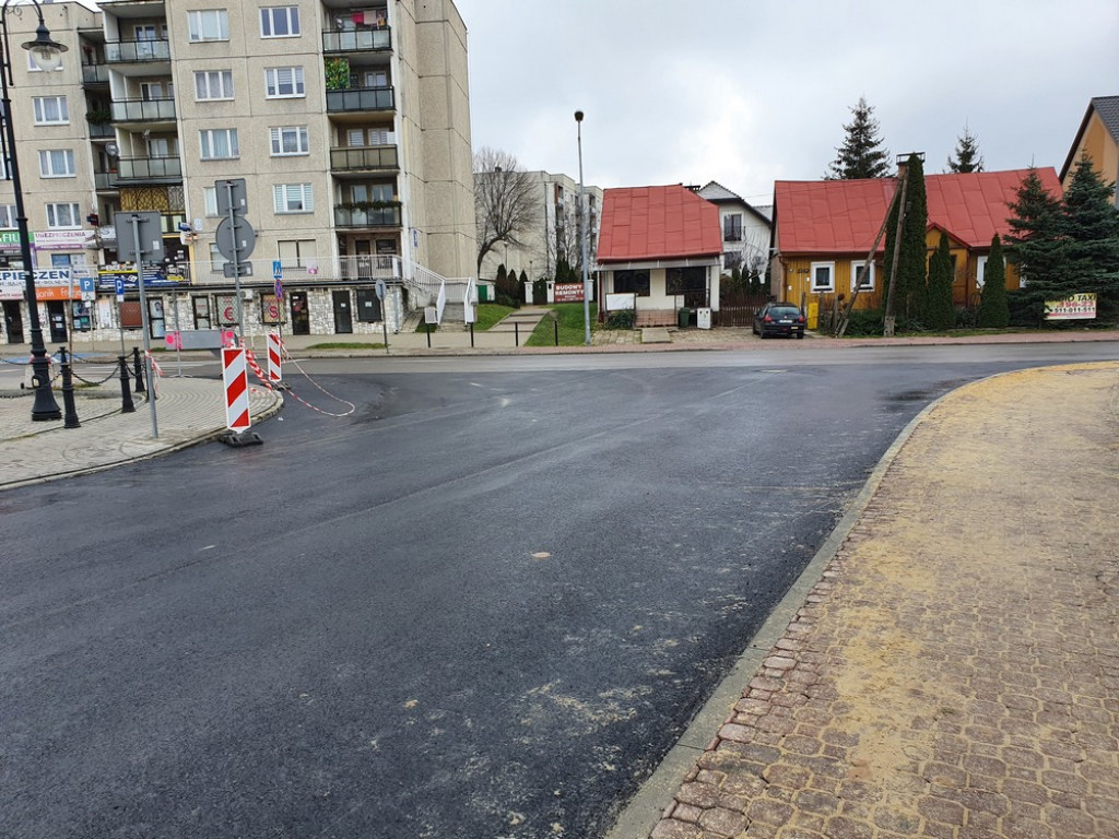 Hrubieszów: Nowa nawierzchnia na Prostej i Targowej - ZDJĘCIA