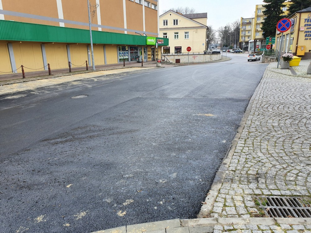 Hrubieszów: Nowa nawierzchnia na Prostej i Targowej - ZDJĘCIA