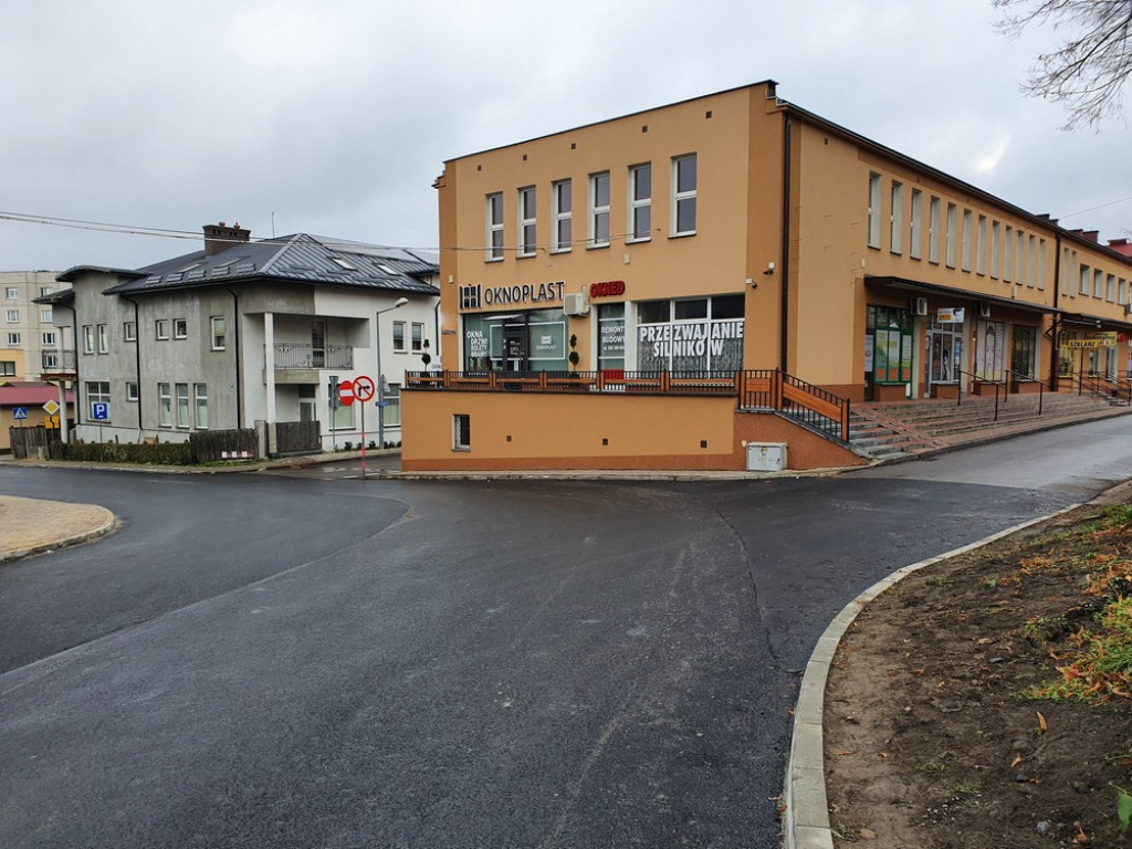 Hrubieszów: Nowa nawierzchnia na Prostej i Targowej - ZDJĘCIA