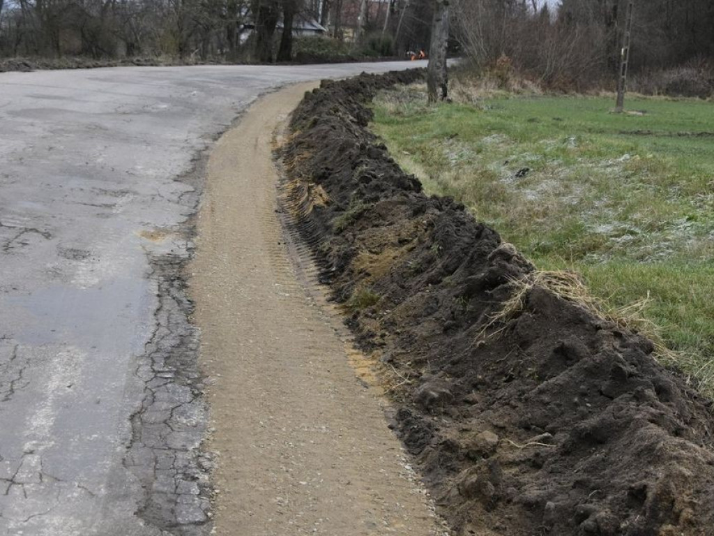 Remont drogi w Sahryniu - umowa podpisana, roboty rozpoczęte - ZDJĘCIA