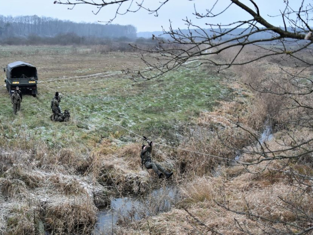 Hrubieszów: 2 pluton 6 kompanii rozpoznawczej najlepszy w zawodach użyteczno - bojowych - ZDJĘCIA