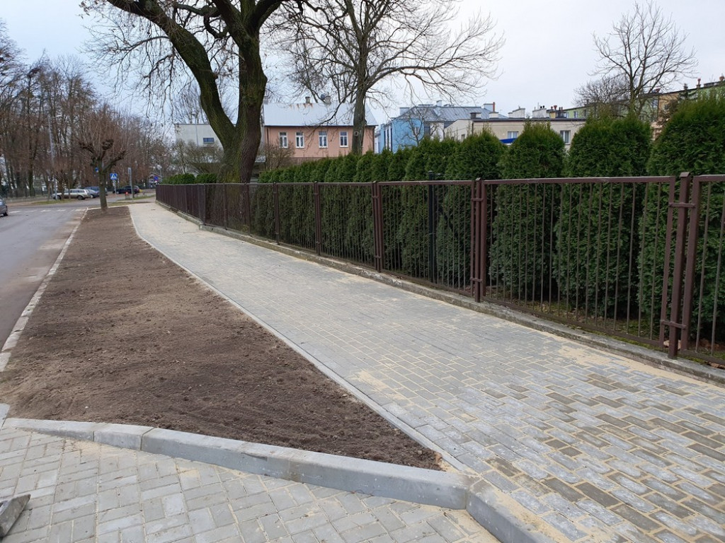 Hrubieszów: Nowy chodnik na ulicy Hubala
