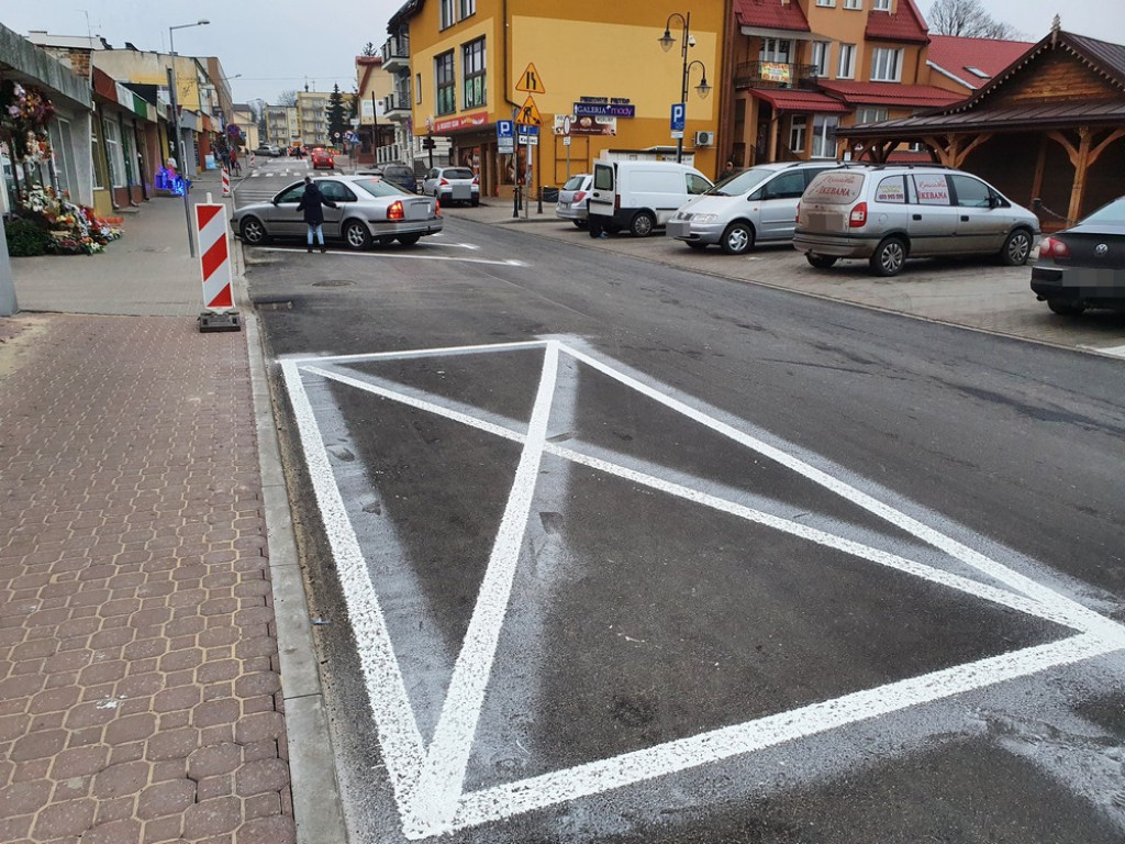 Hrubieszów: Uwaga! Nowe miejsca parkingowe na ulicy Prostej
