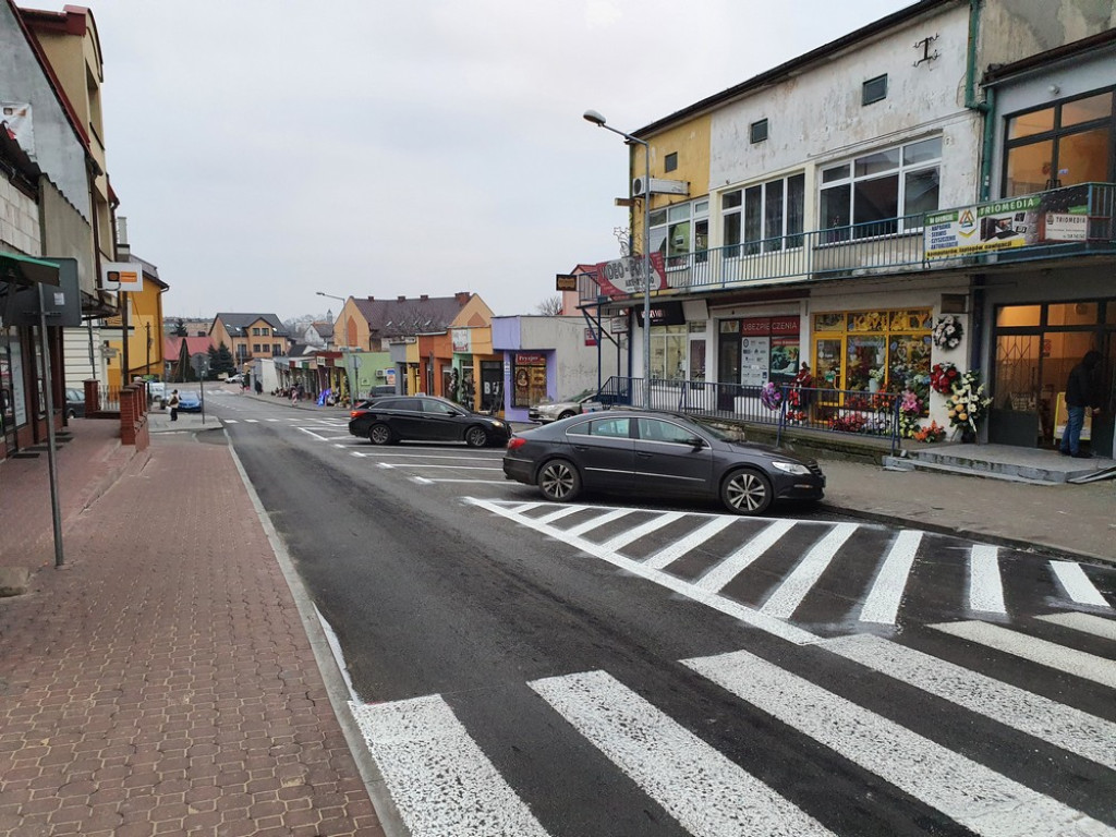 Hrubieszów: Uwaga! Nowe miejsca parkingowe na ulicy Prostej