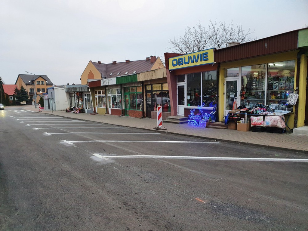 Hrubieszów: Uwaga! Nowe miejsca parkingowe na ulicy Prostej