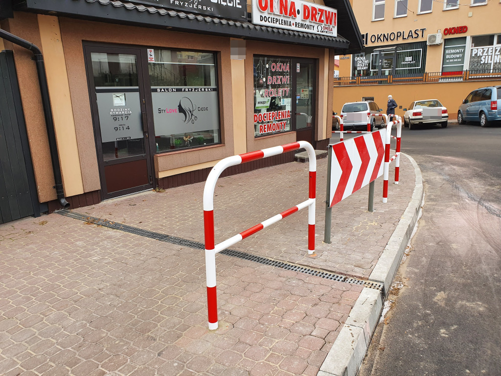 Hrubieszów: Targowa po remoncie - zamontowano barierki ochronne - ZDJĘCIA