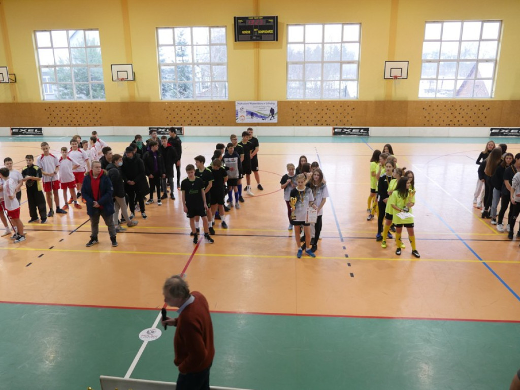 Finał wojewódzki Igrzysk Młodzieży Szkolnej w unihokeju - Dwójka i Trójka ze złotymi medalami - ZDJĘCIA