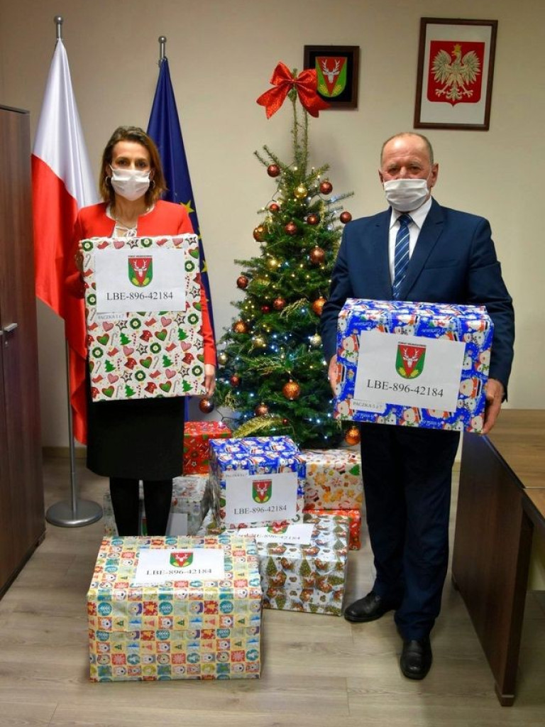 Starostwo Powiatowe w Hrubieszowie przyłączyło się do Szlachetnej Paczki - ZDJĘCIA