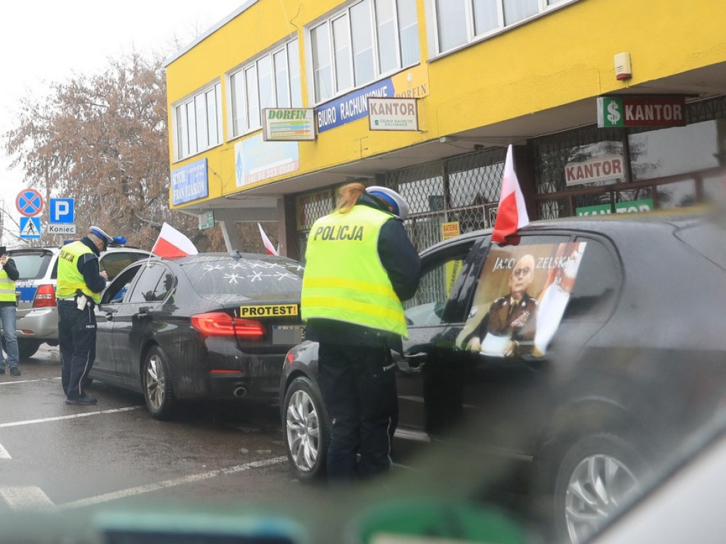 Kolejny hrubieszowski protest samochodowy - ZDJĘCIA, WIDEO