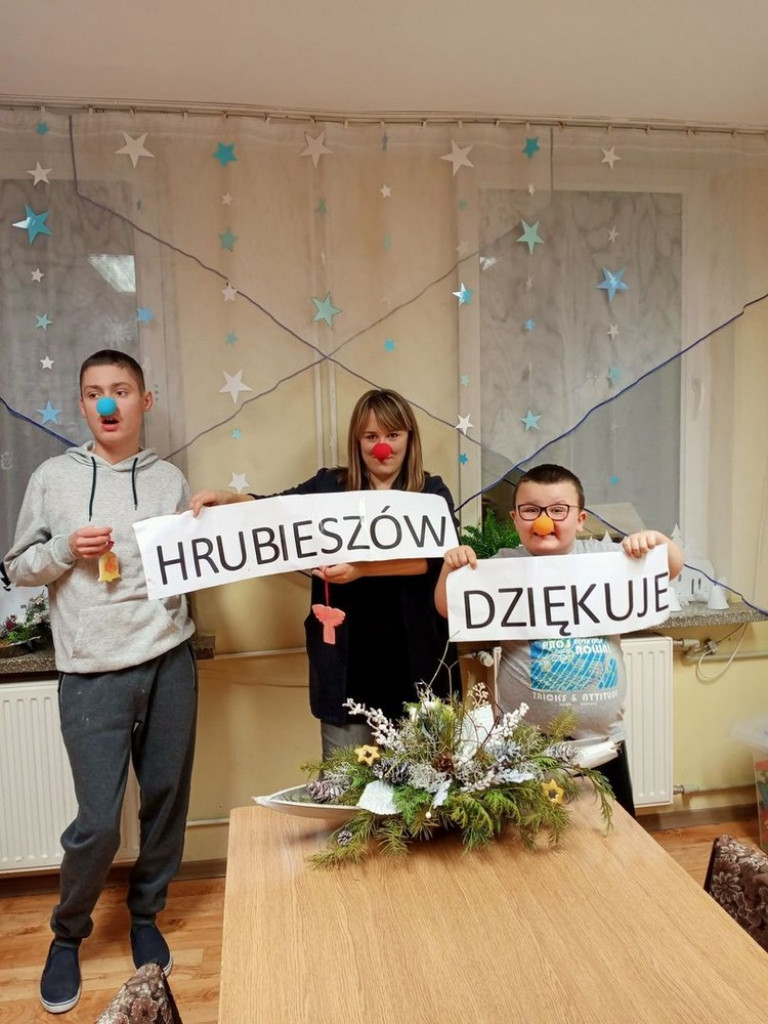 Wolontariusze Fundacji Dr Clown z wizytą w hrubieszowskim Specjalnym Ośrodku Szkolno-Wychowawczym - ZDJĘCIA